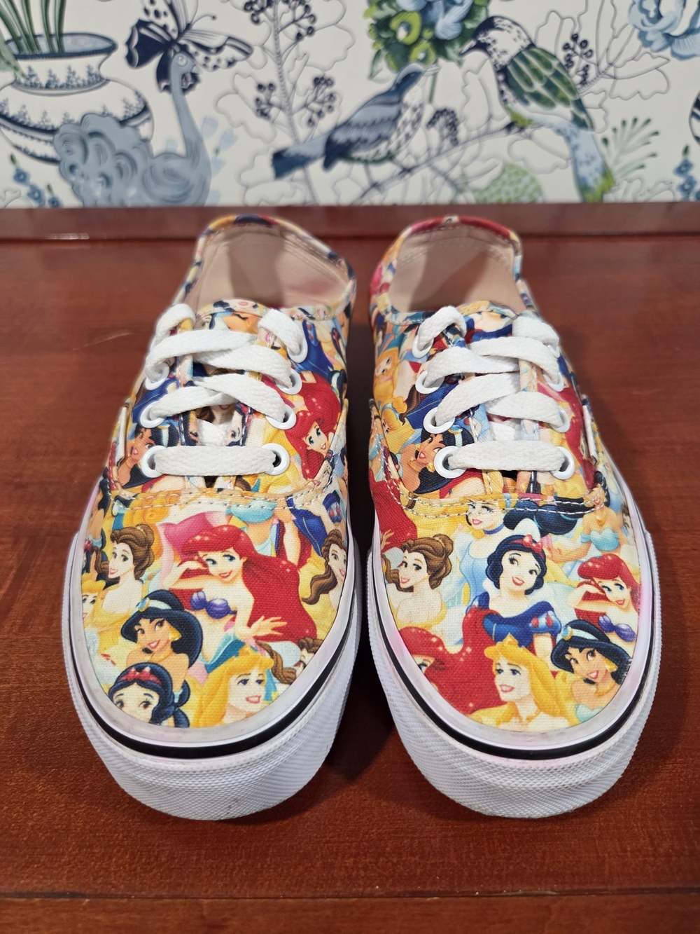 Vans x Disney Princess Authentic Sneakers Women’s 5.5 / Men’s 4 Rare